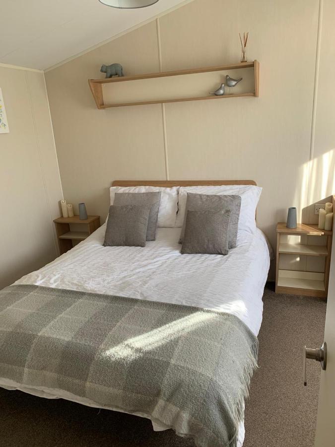 Hotel Gold Plus 6 Berth Caravan In New Beach With Parking Wifi And Decking Dymchurch Exterior foto